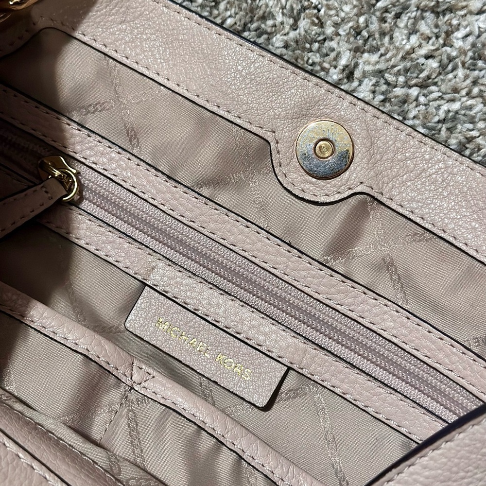 Michael Kors Pink Leather Shoulder Bag - Picture 4 of 4